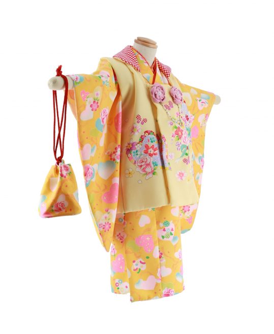 七五三 3歳女の子用被布[Childoll]クリームにバラ(着物)黄色にハートとバラNo.64V